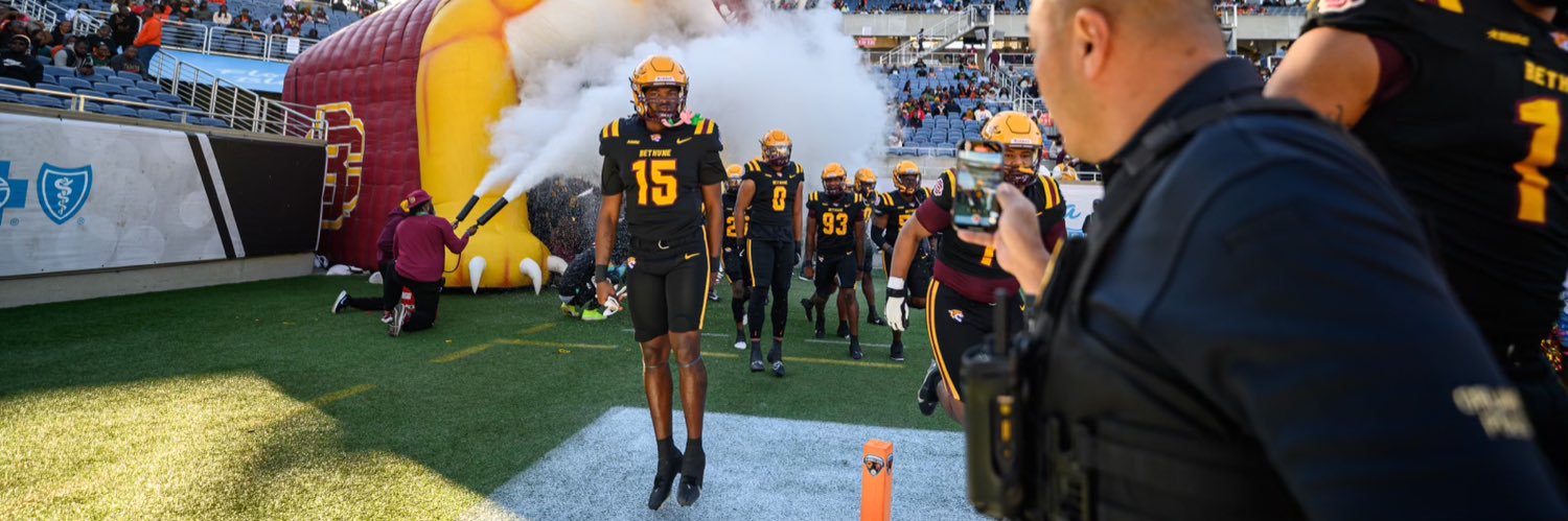 Twoné🃏🏁 banner