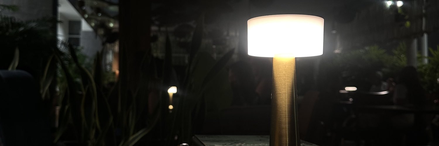 R banner