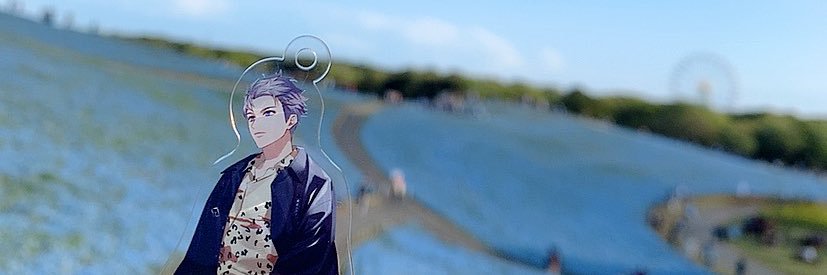 rose_junes's profile banner image