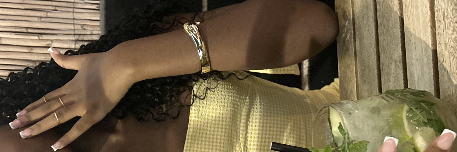 meliemb_'s profile banner image