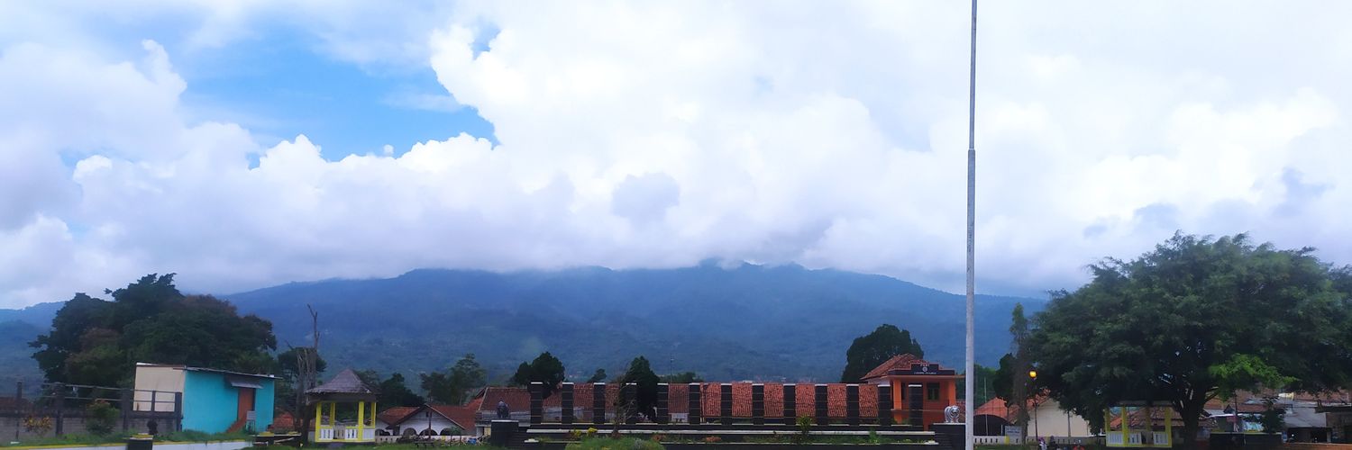 rianriyanto095's profile banner image