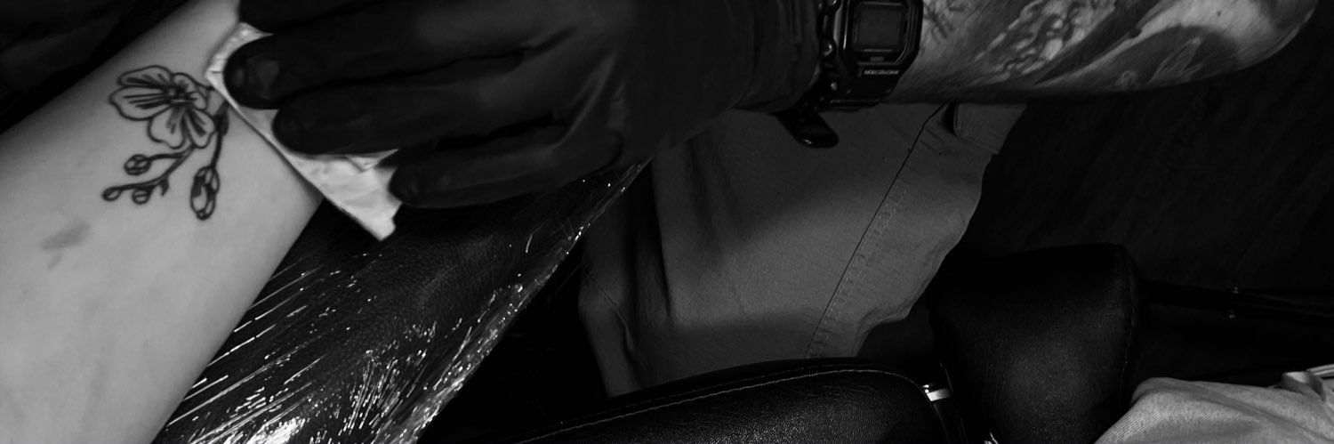 carolineeergz's profile banner image