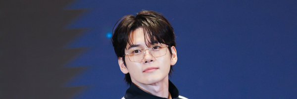 photobytoey Profile Banner