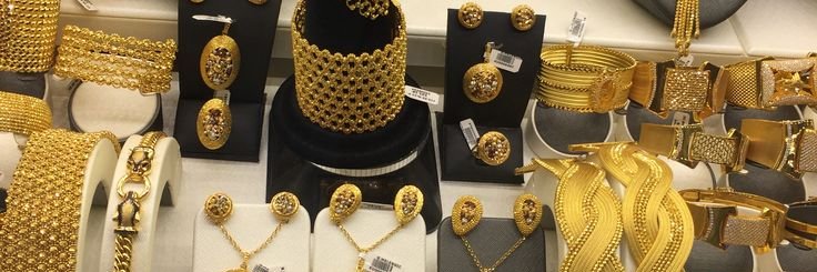 Amira Gold 🥇 banner