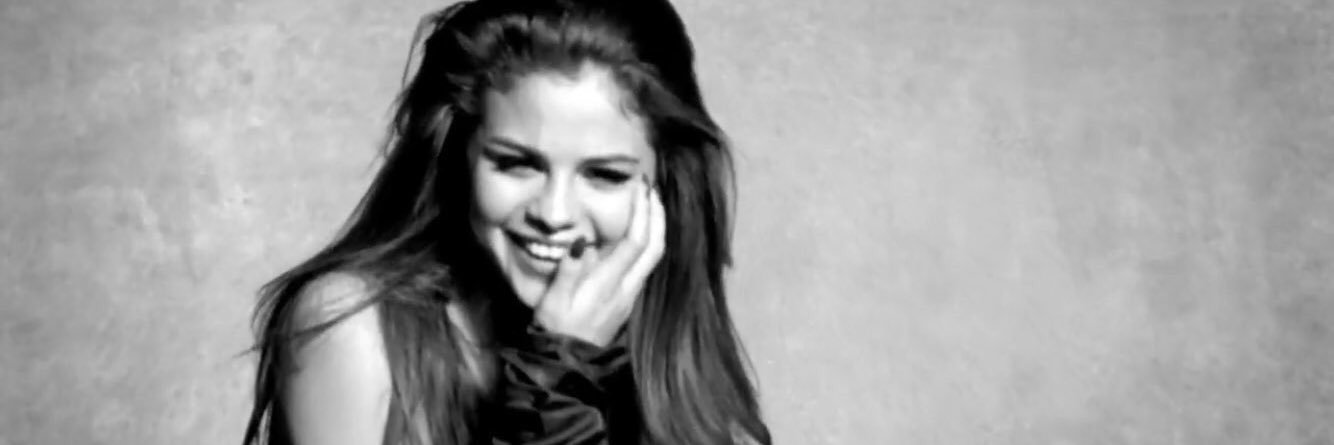 ReinaSmiley017's profile banner image