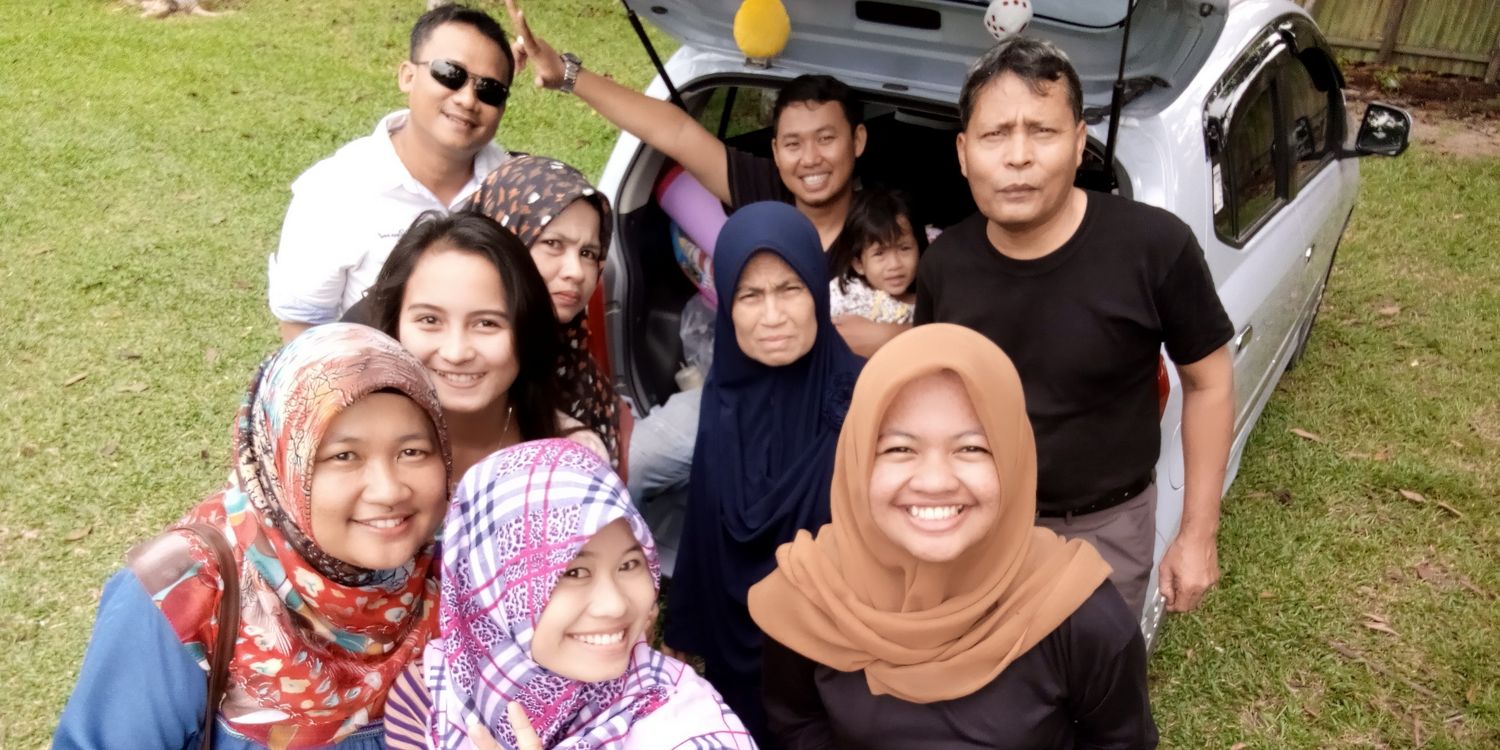 Azra_Lestari's profile banner image
