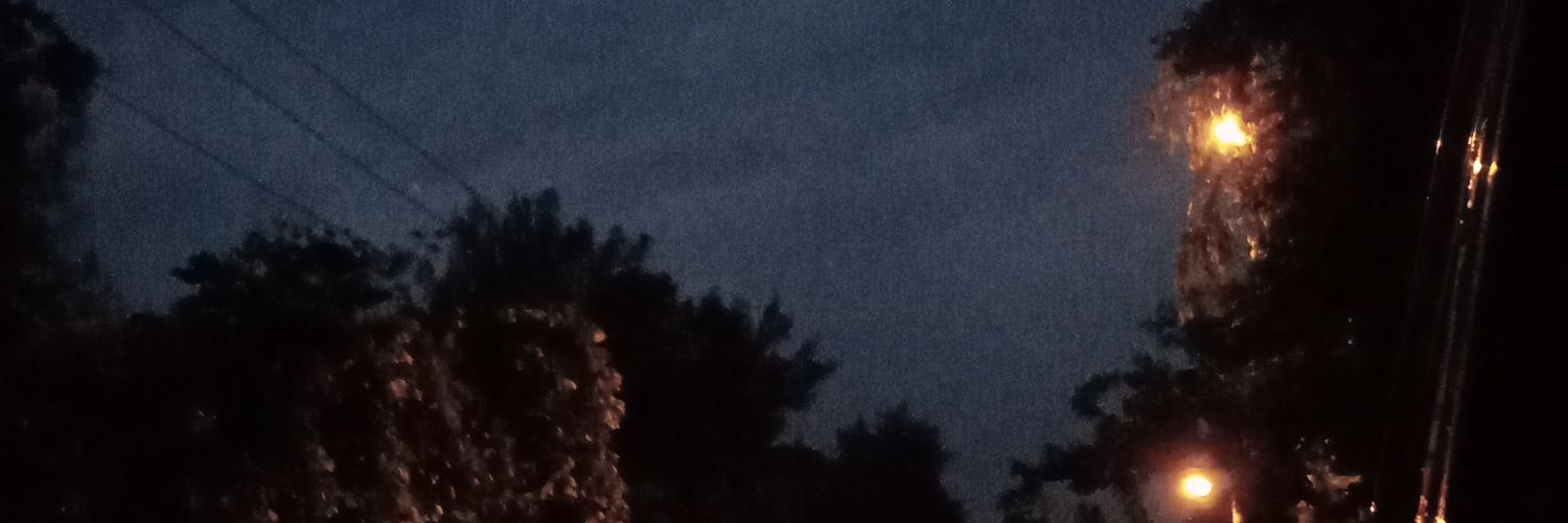 e🫦 banner
