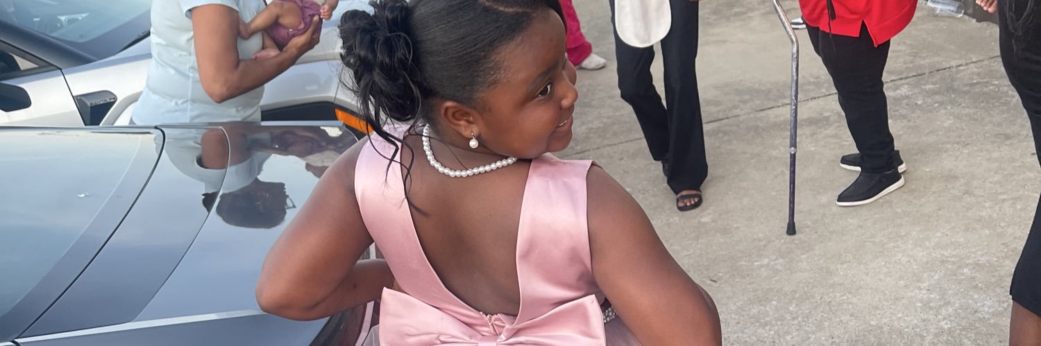 Queen_Leshae's profile banner image