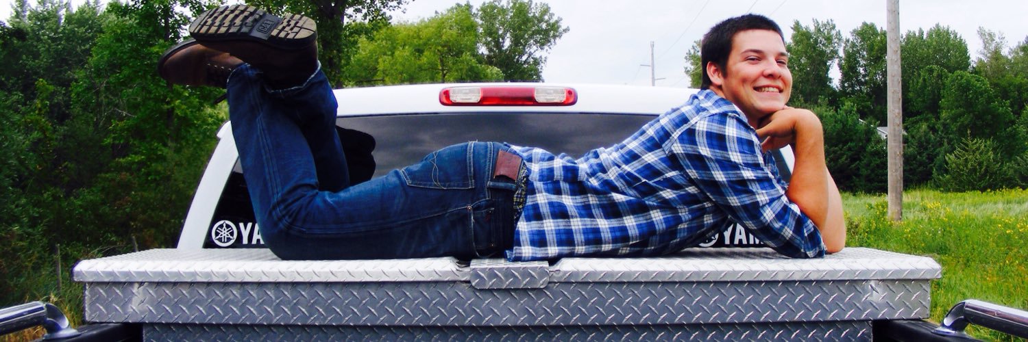 nickdotte's profile banner image