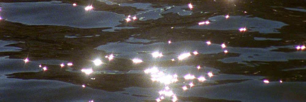 maya🫂🤍🪩 banner