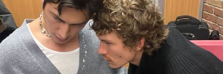 .♱ banner