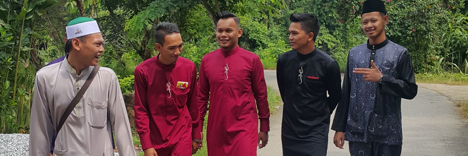faiz_shaari's profile banner image
