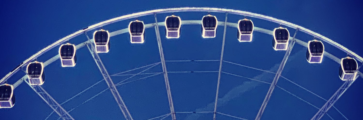 missroboto's profile banner image