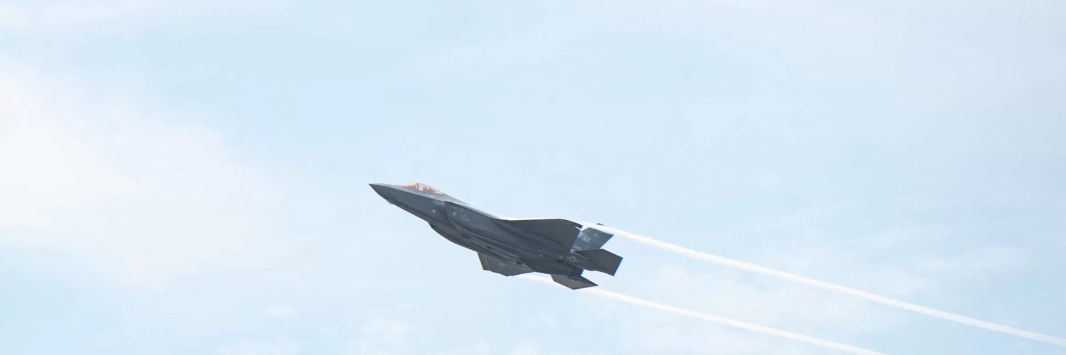 y8igit's profile banner image