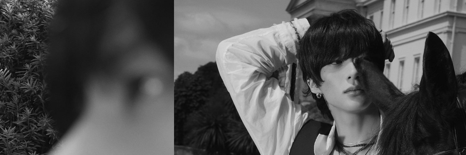- banner