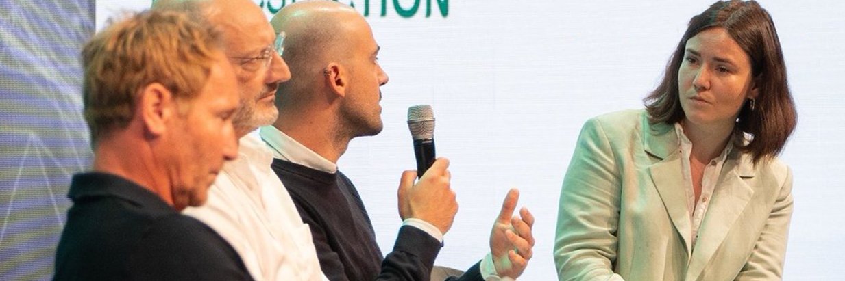 Maeve Campbell banner