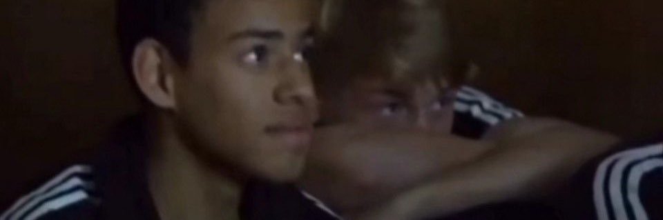 julia ໑̣ 🪩 banner