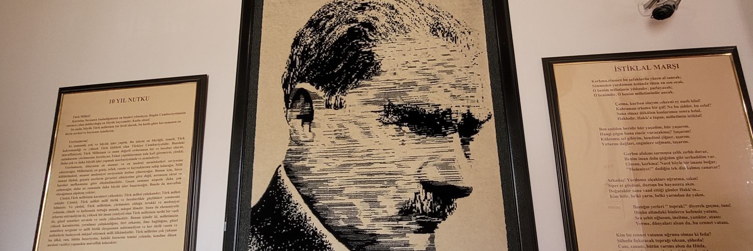 ErnYts's profile banner image