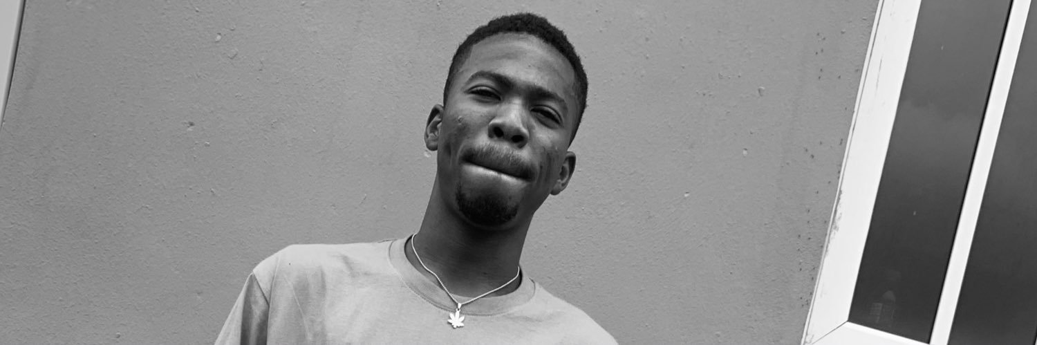 midetweet's profile banner image