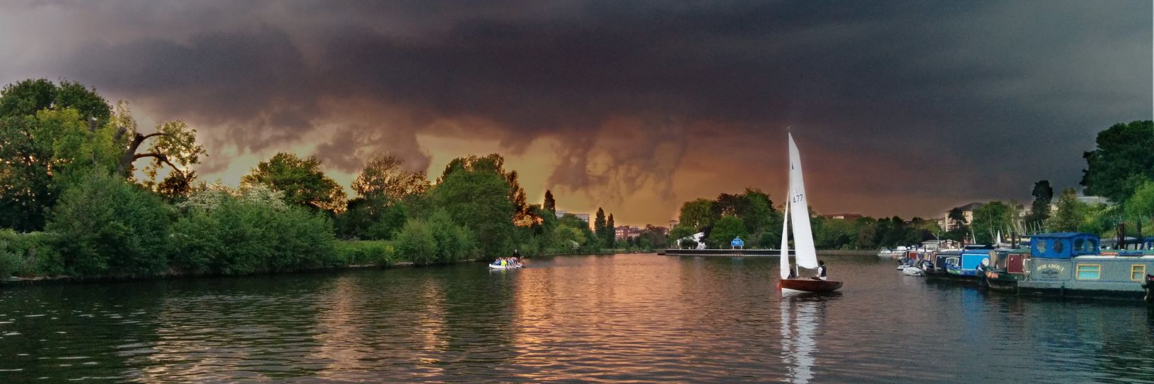 Thames Sailing Club banner