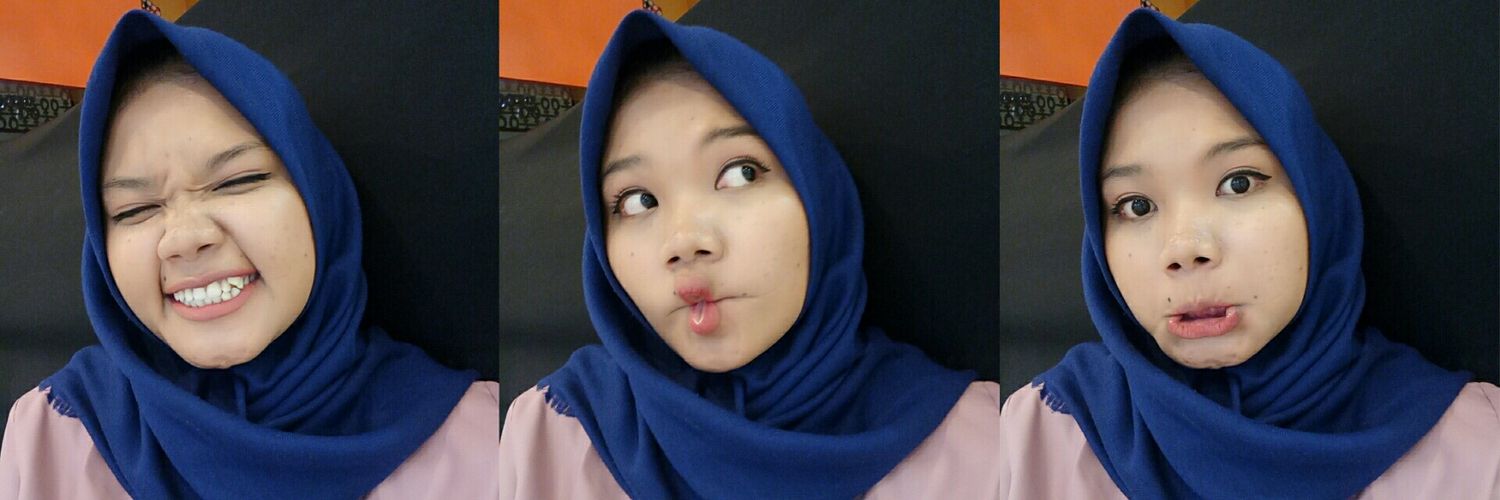 N A D I A A P R I L I A banner