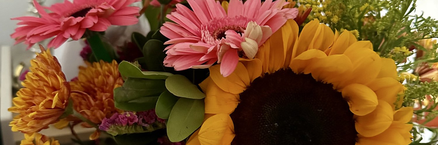 thismaar_'s profile banner image
