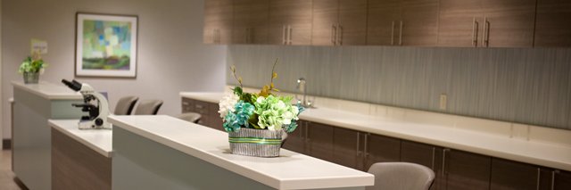 Pariser Dermatology banner