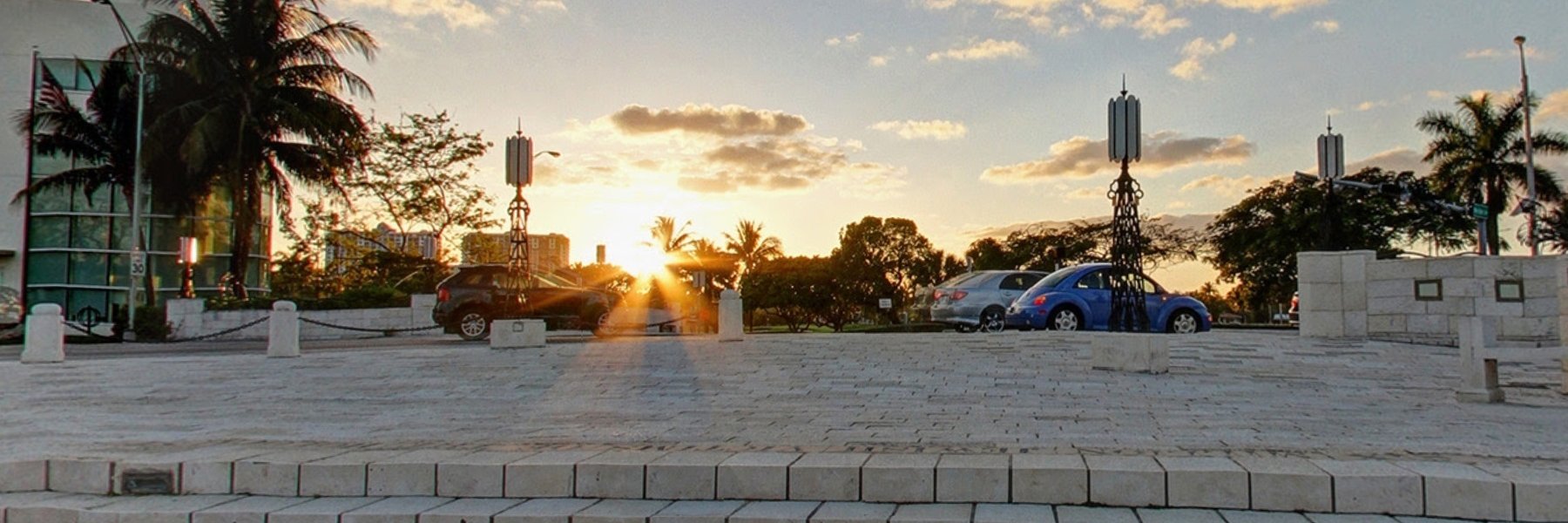 miresto's profile banner image