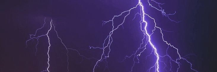 itsplou's profile banner image