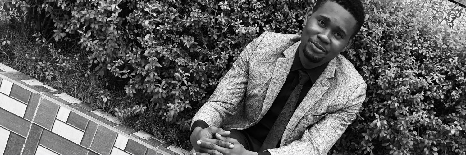 Daniel Igwe. O banner