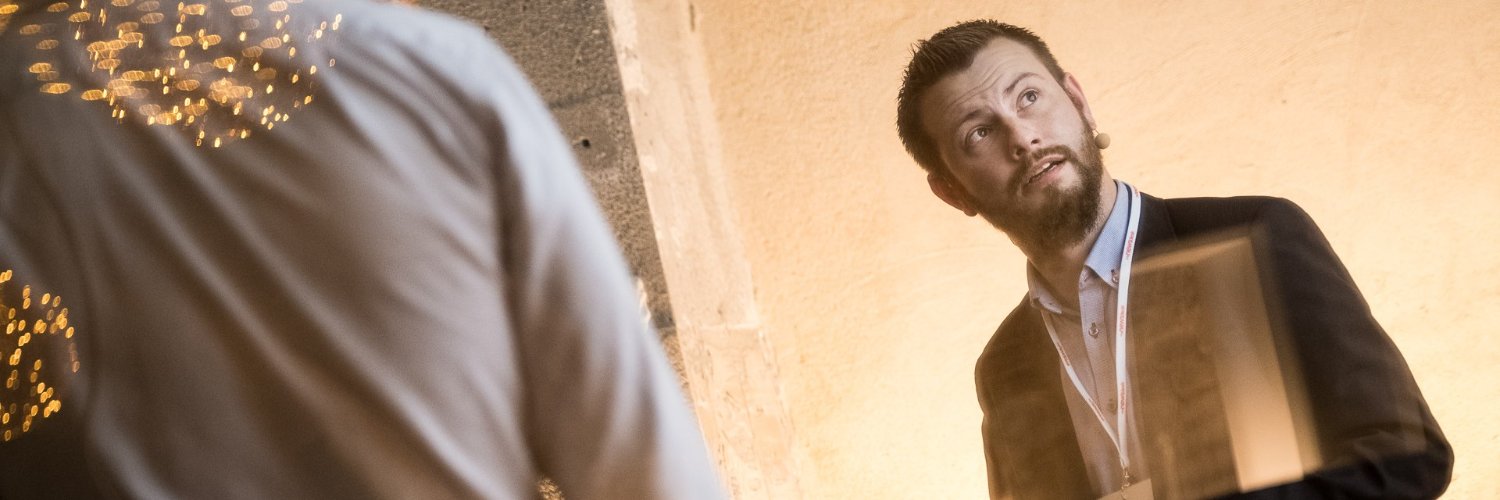 Lars Hall Bæk Farsøe banner