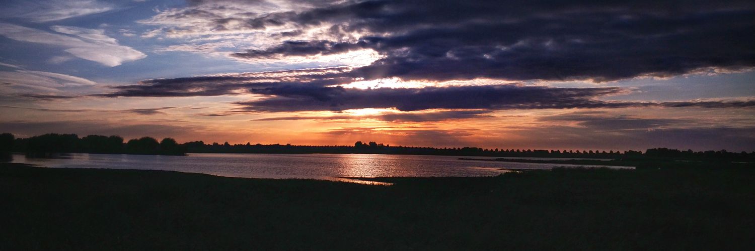 van_zee1's profile banner image