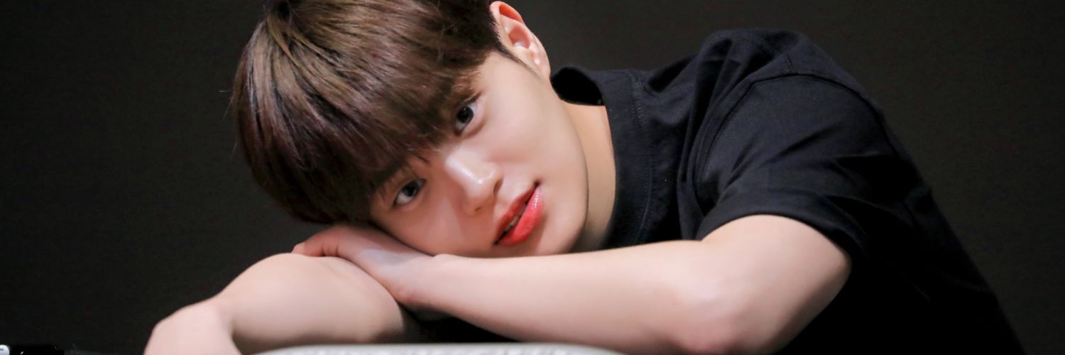 달빛누나🌝 banner