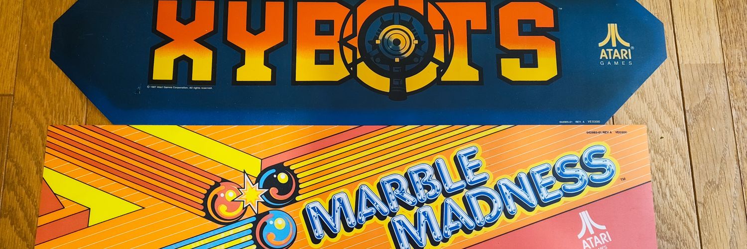 chat_com's profile banner image