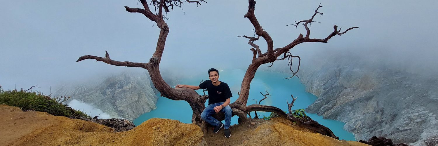 yakpha's profile banner image