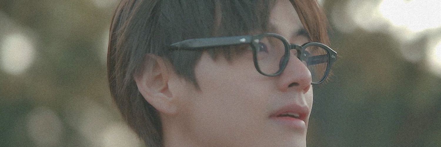 nadyafitt's profile banner image