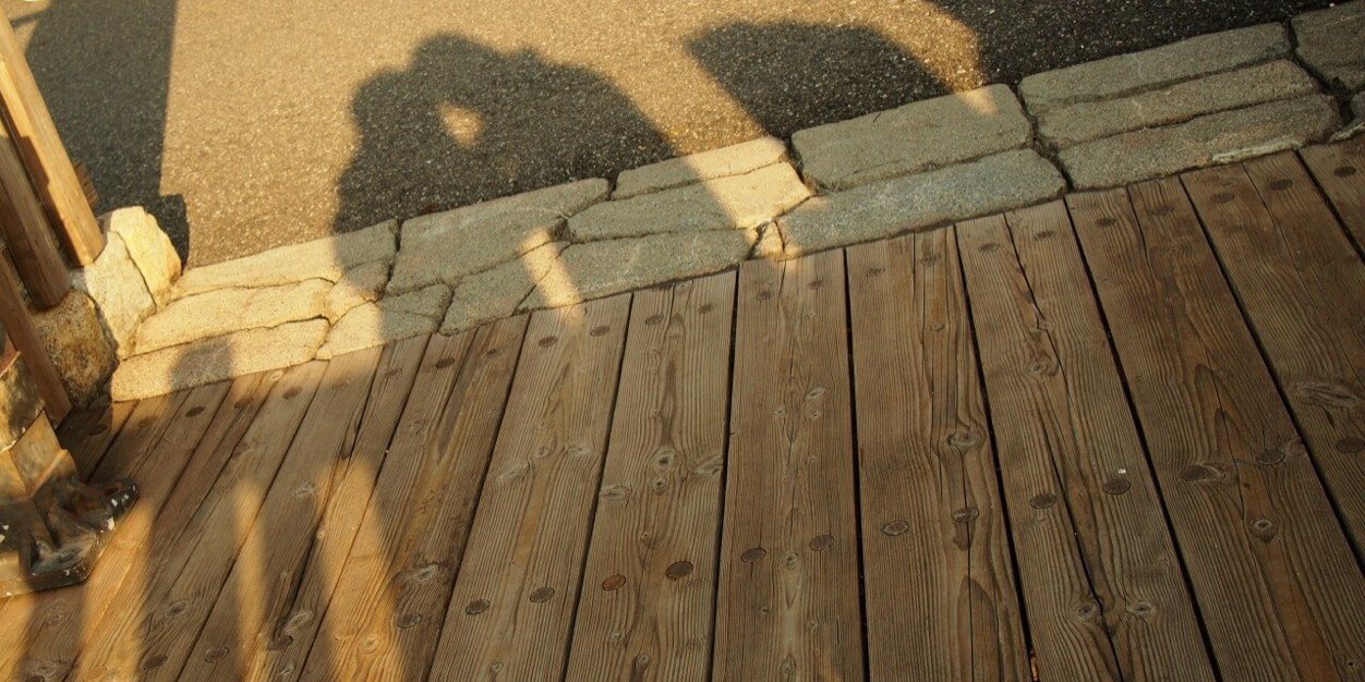 こう banner