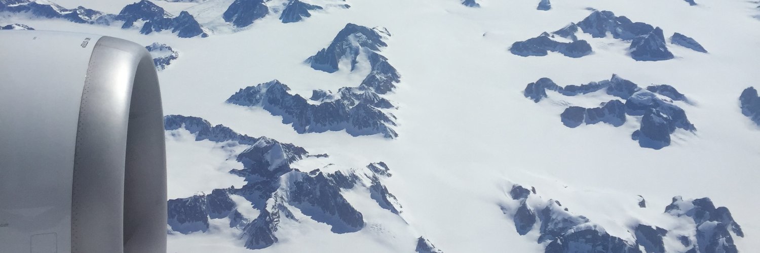 I3eto's profile banner image