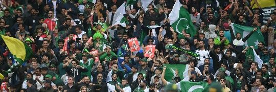 Ainy_tareen's profile banner image