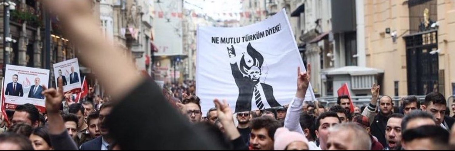 Aliozky's profile banner image