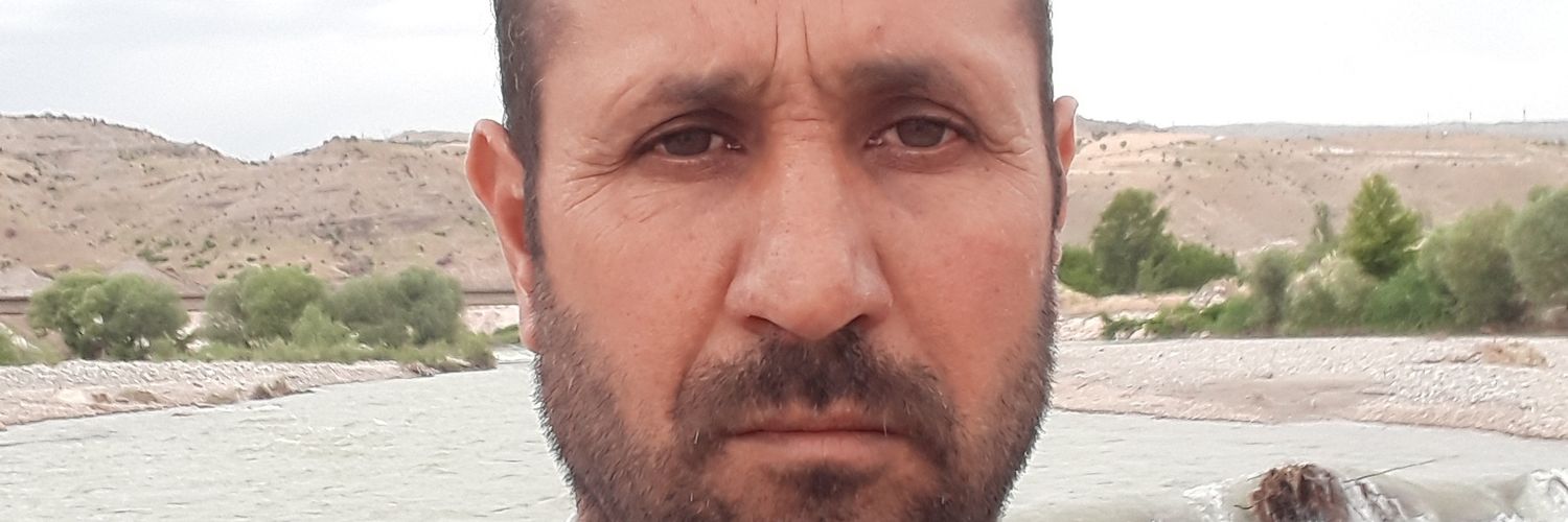 YildiziGuney's profile banner image