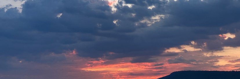 karlilan's profile banner image