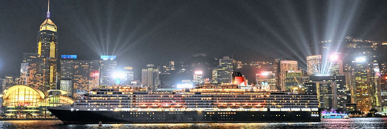 吉田 真人(𝒀‌𝑶‌𝑺‌𝑺‌𝒀’𝒔 𝑬‌𝒀‌𝑬) banner