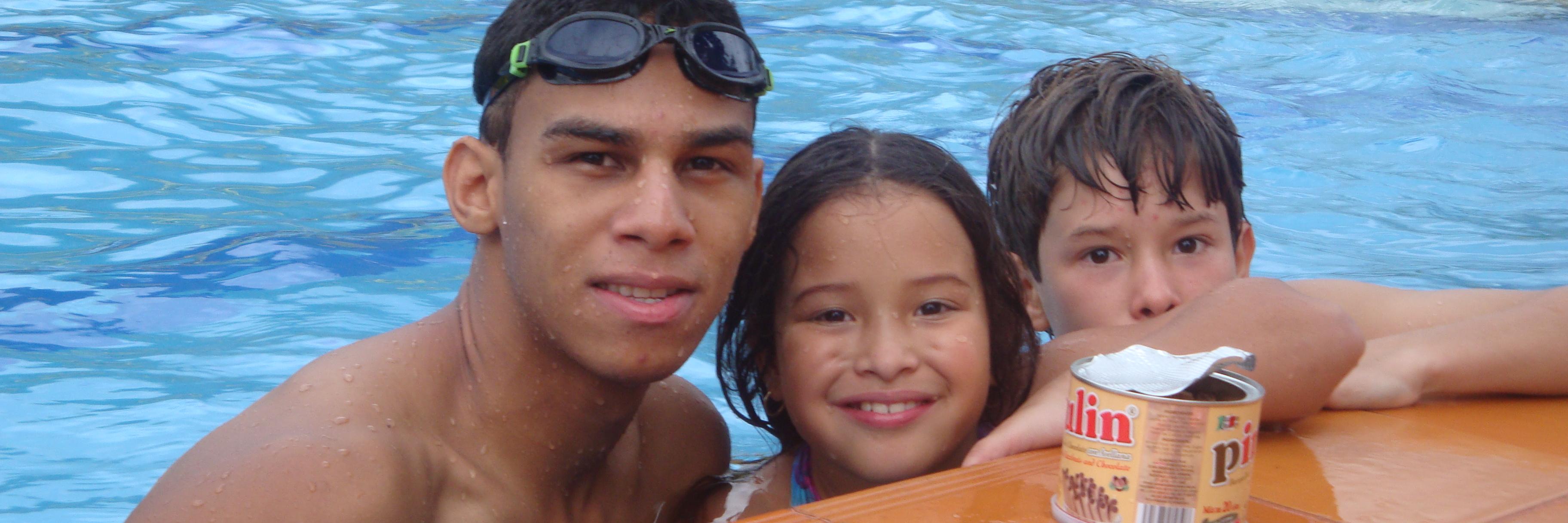 amelreyes's profile banner image