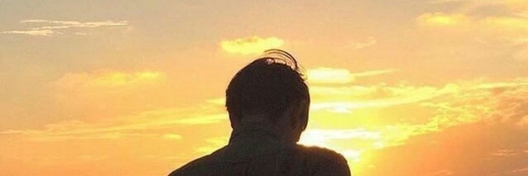 Ten banner