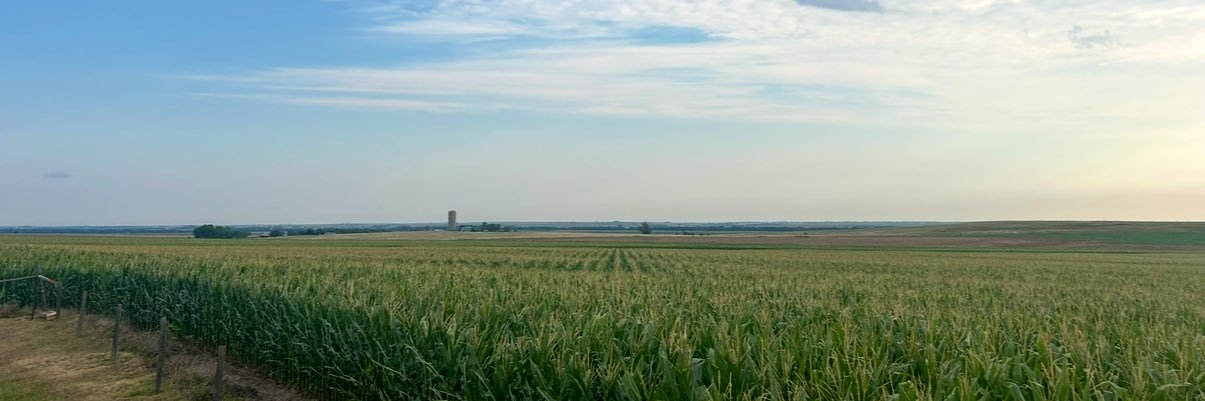 j_maneth's profile banner image