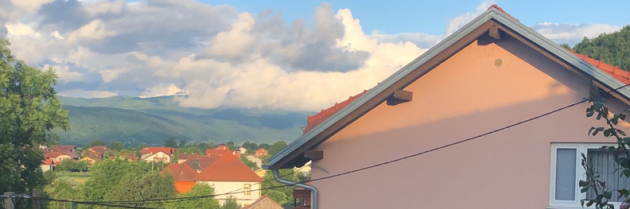 Nween_202's profile banner image