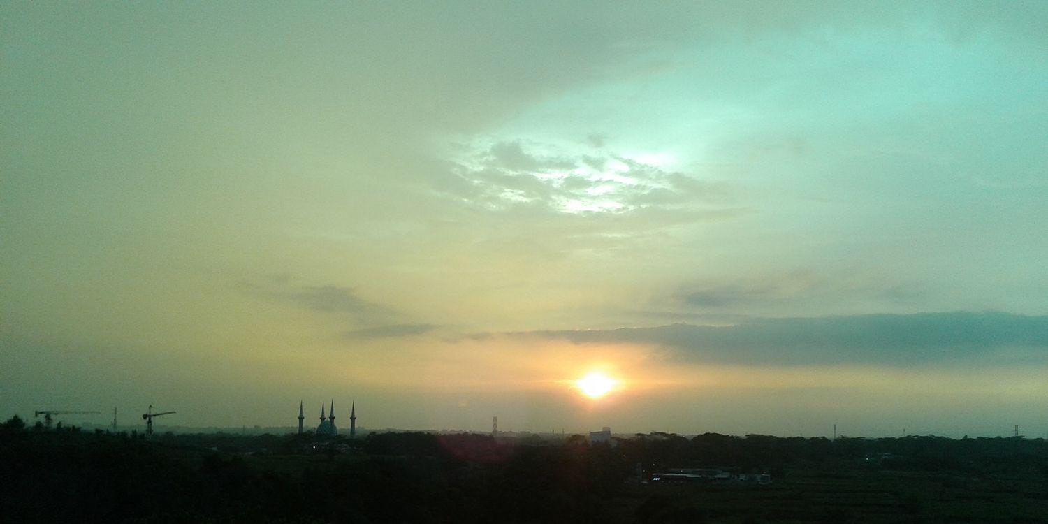 ulum_akbar's profile banner image