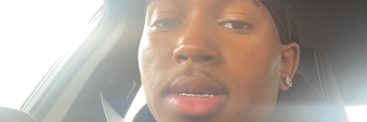 theyknownik's profile banner image
