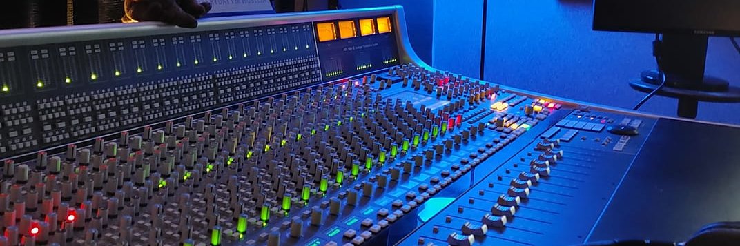 MIDNIGHTSTUDIO1's profile banner image